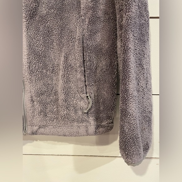 Women’s Fleece North Face Zip Up Jacket - Medium - Picture 3 of 5